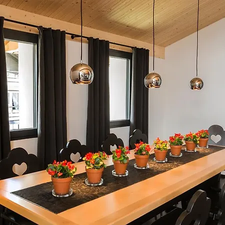 Apartment N6
