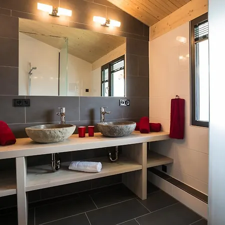 Apartment N6